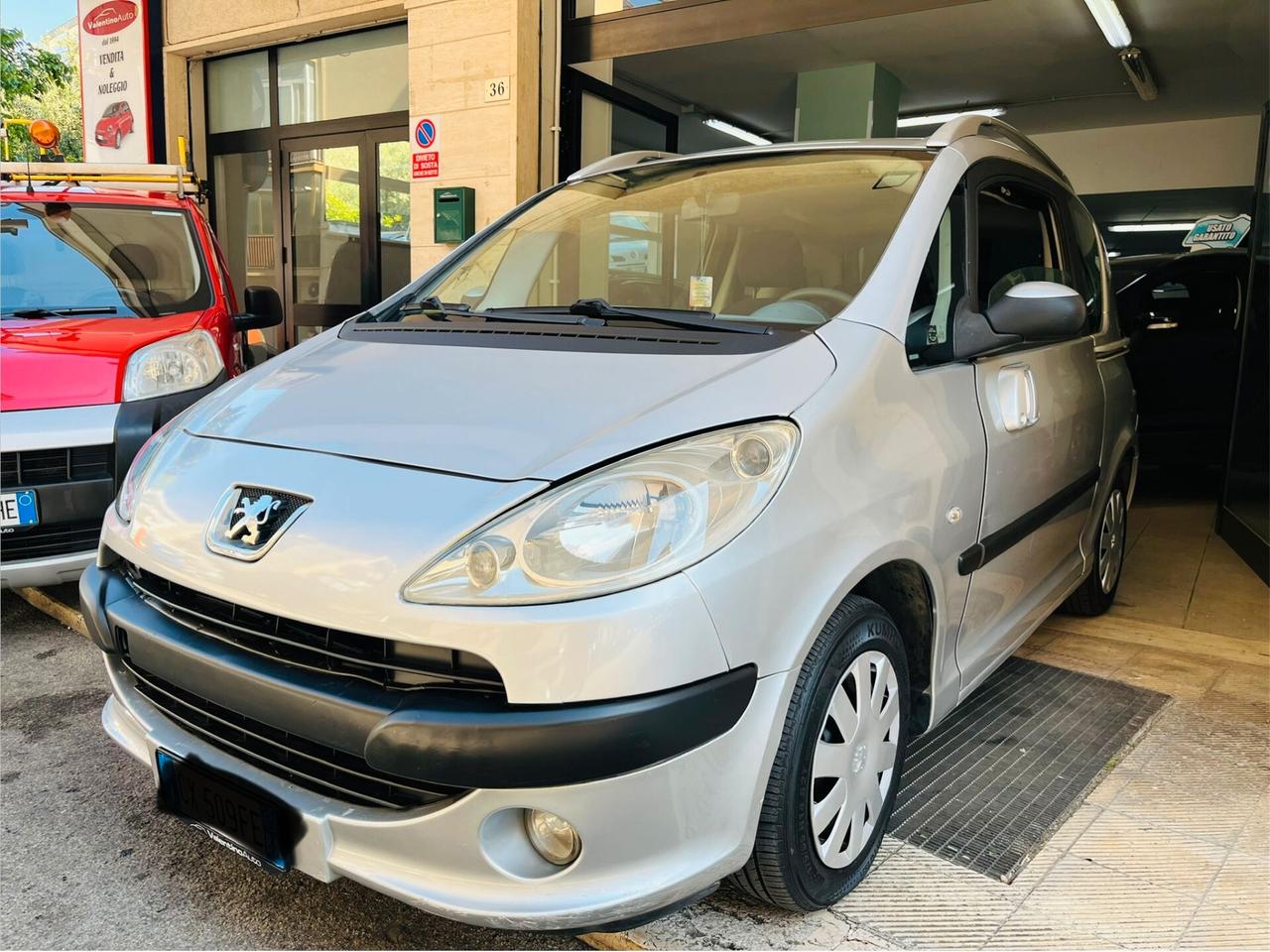Peugeot 1007 1.4 HDi - IDEALE X NEOPATENTATI - 2005