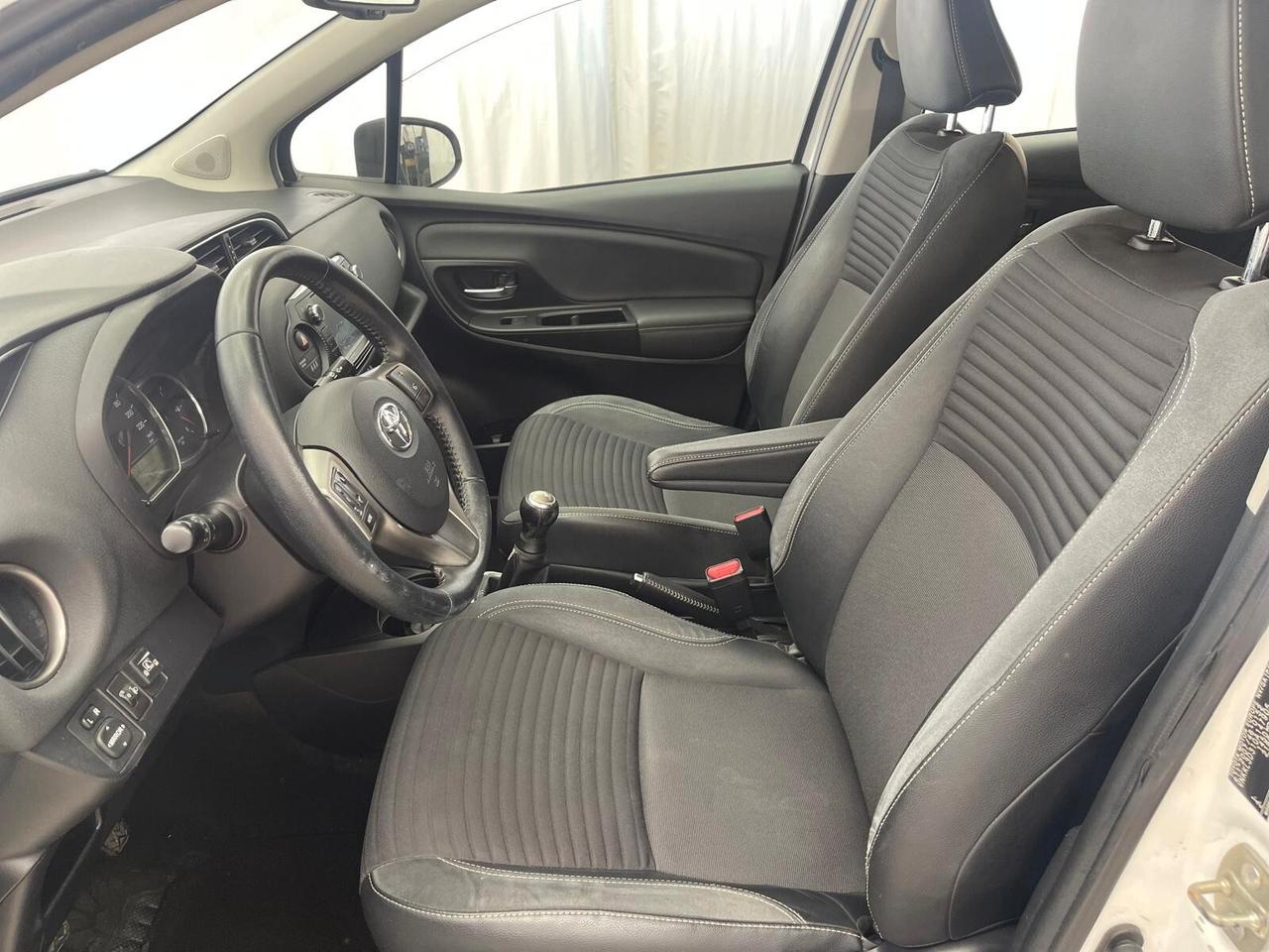 Toyota Yaris 1.0 5 porte GPL RETROCAMERA PRONTA CONSEGNA FINANZIBILE SENZA BUSTA PAGA