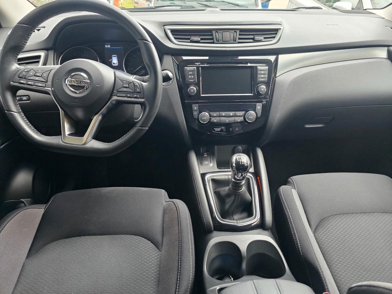 Nissan Qashqai 1.5 dCi N-Connecta (N1)