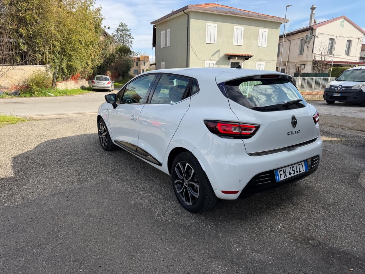 Renault Clio dCi 8V 75 CV Start&Stop 5 porte Energy Duel