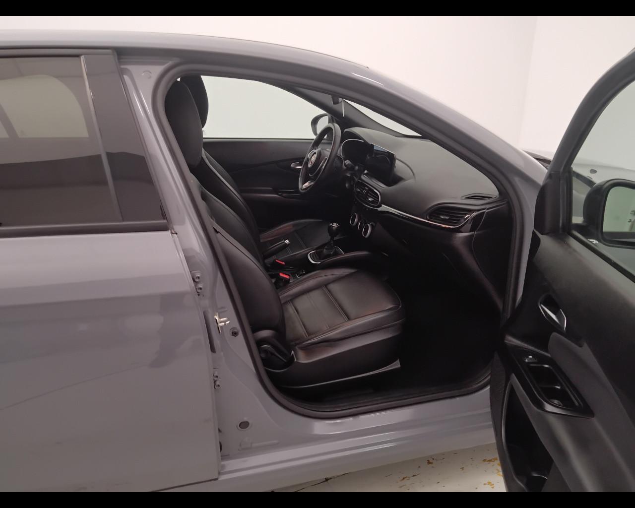 FIAT Tipo 5porte II 2021 - Tipo 5p 1.6 mjt City Sport s&s 130cv