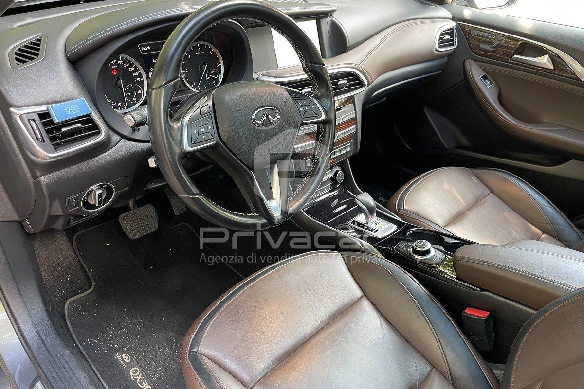 INFINITI QX30 2.2 diesel DCT AWD Premium Tech