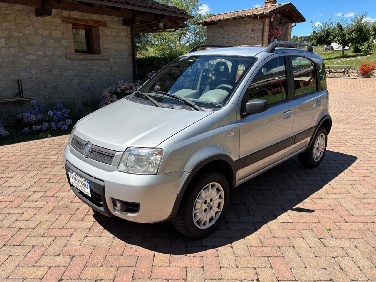 Fiat Panda 1.2 4x4 Climbing OK NEOPATENTATI