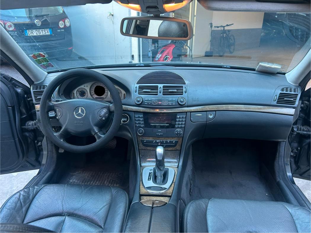 Mercedes E 320 TD CDI ELEGANCEBerlina