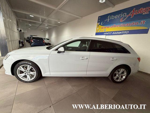 AUDI A4 2.0 TDI 122 CV Business Sport