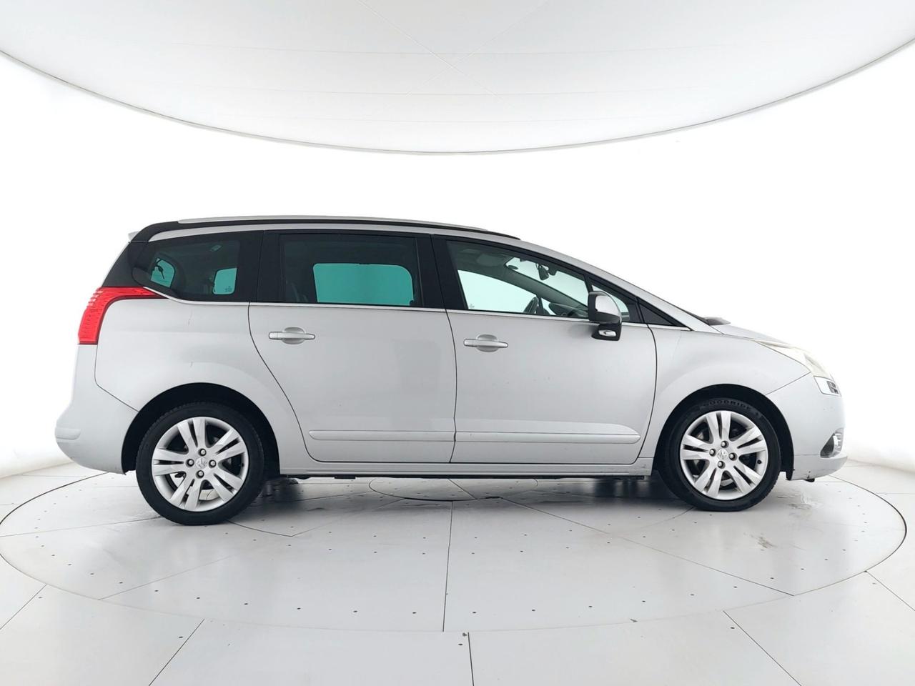 PEUGEOT 5008 2.0 hdi 16v Business 163cv auto PER COMMERCIANTI+HEAD-UP+PELLE