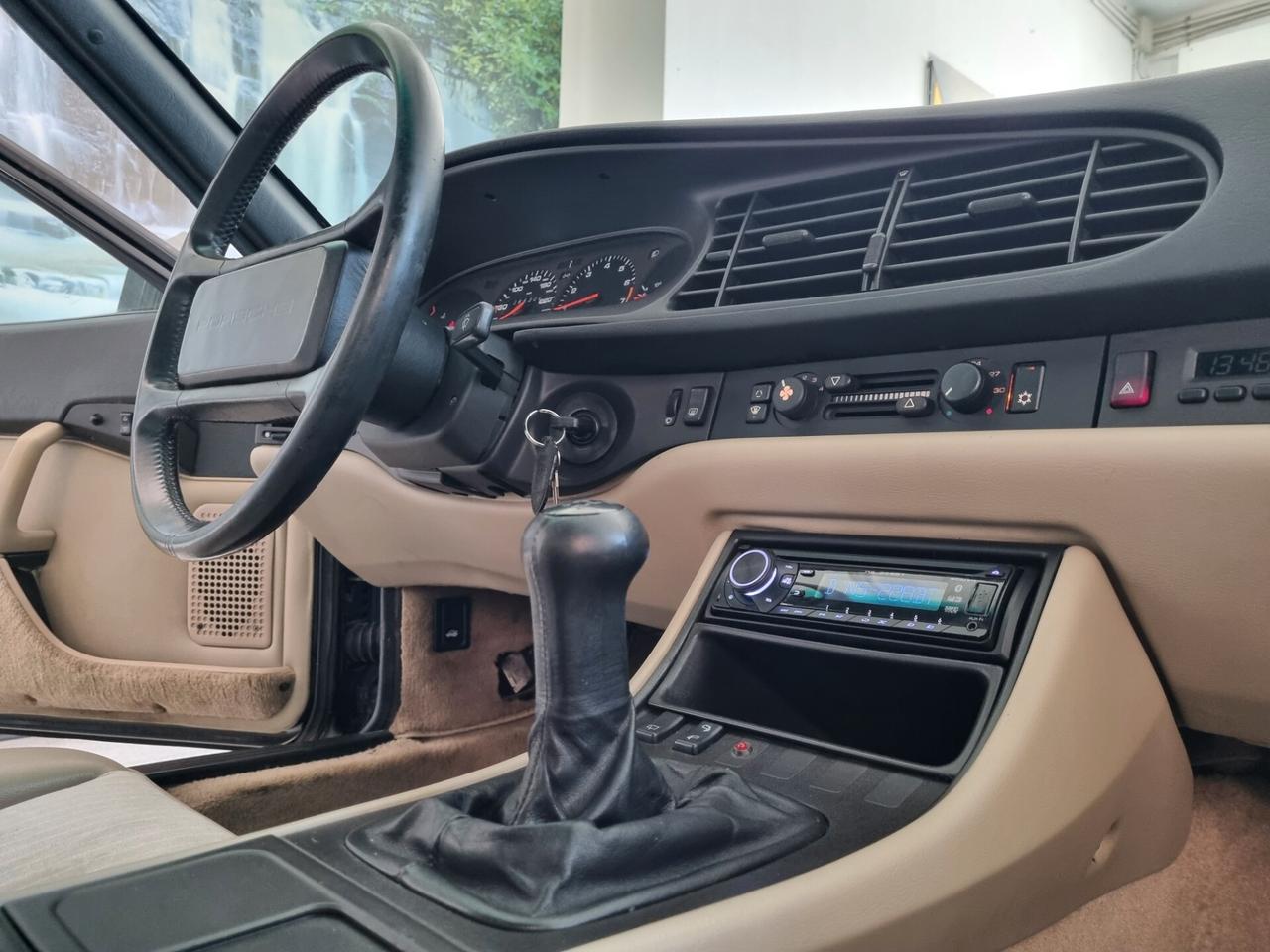 Porsche 944 allestimento S2, clima, sedili elettrici