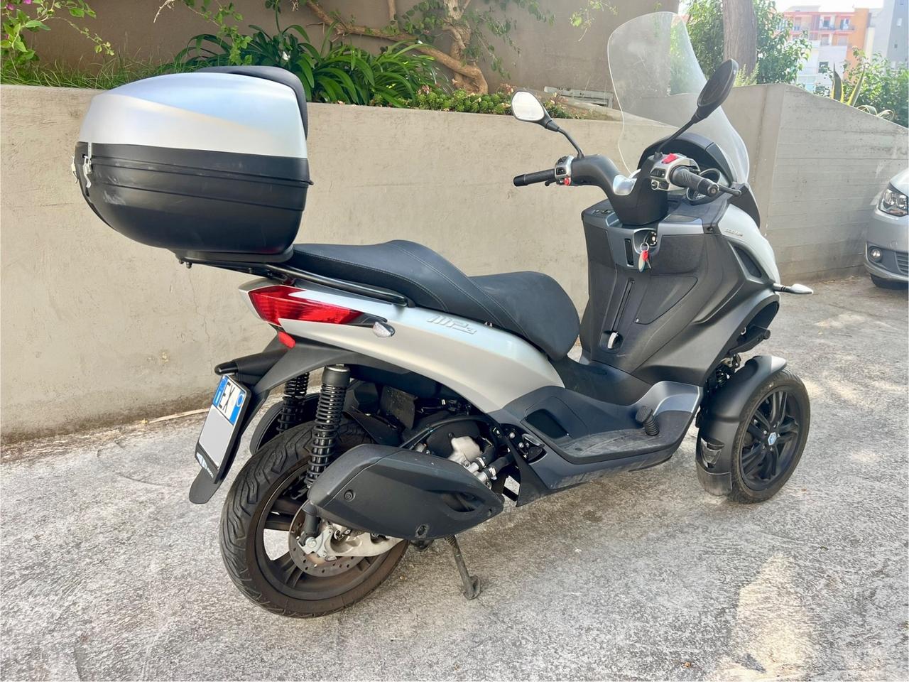 Piaggio MP3 300 HPE - 6.000 km - Unico Proprietario