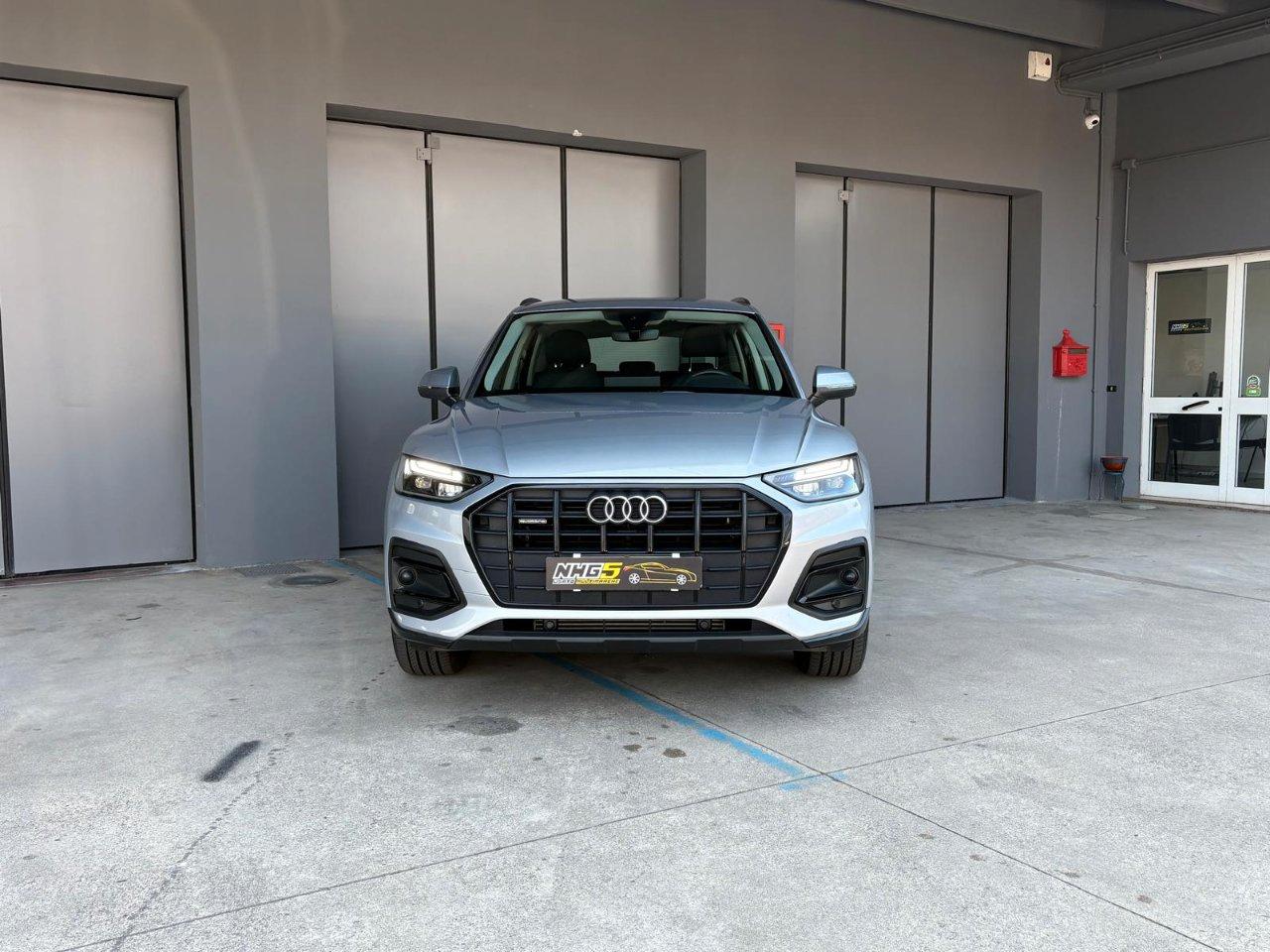 Audi Q5 45 2.0 tfsi mhev 12V quattro s-tronic