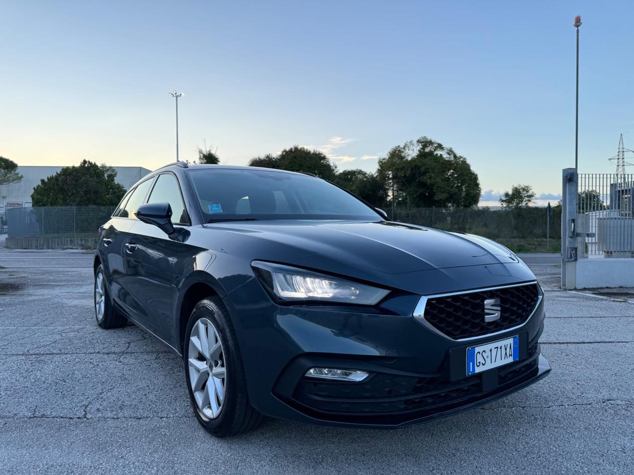 SEAT LEON SportsTourer 2.0 TDI DSG-Led Carplay