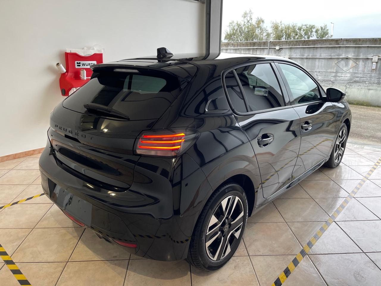 Peugeot 208 1.2 100cv 5 porte Allure NO VINCOLO DI FINANZIAMENTO