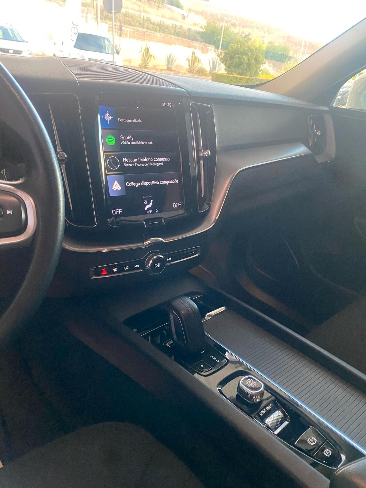 Volvo XC 60 XC60 B4 (d) AWD Geartronic Business