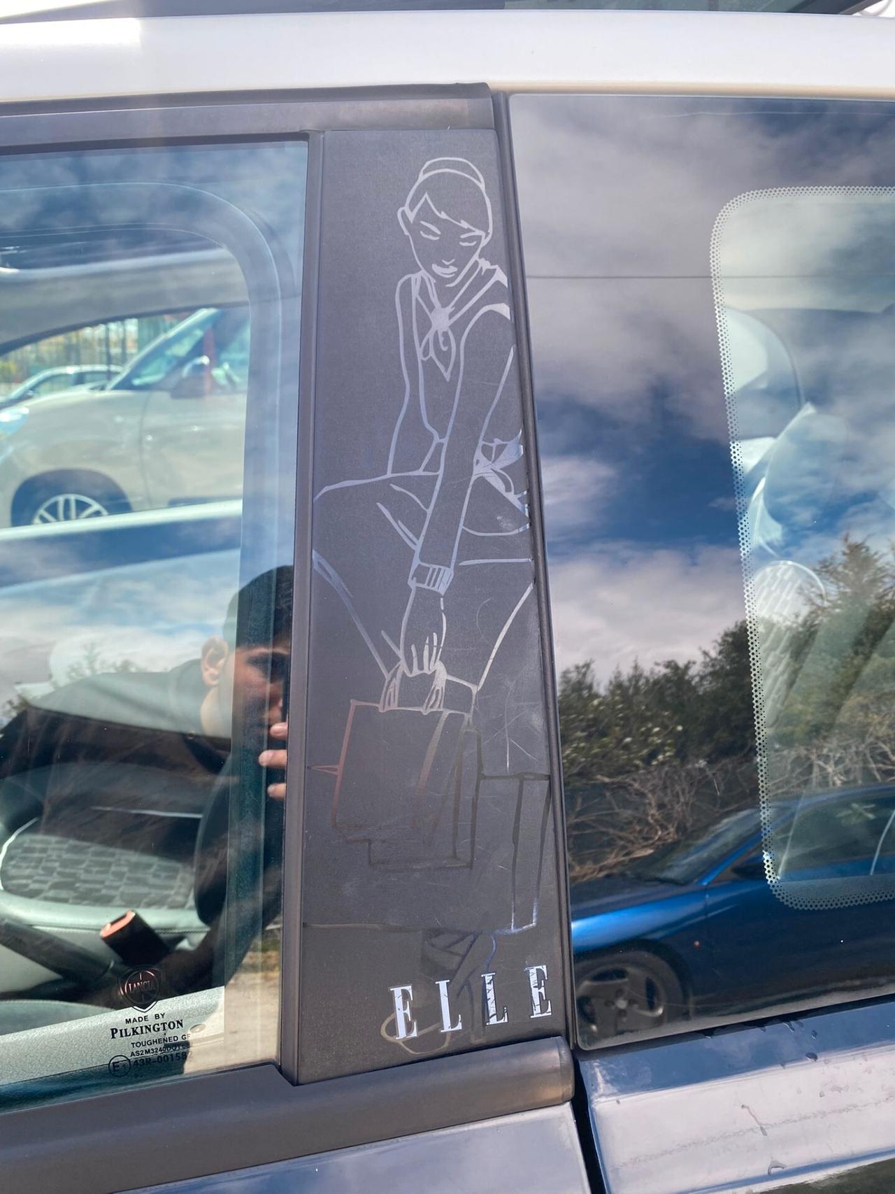 Lancia Ypsilon 1.2 69 CV 5 porte S&S Platinum