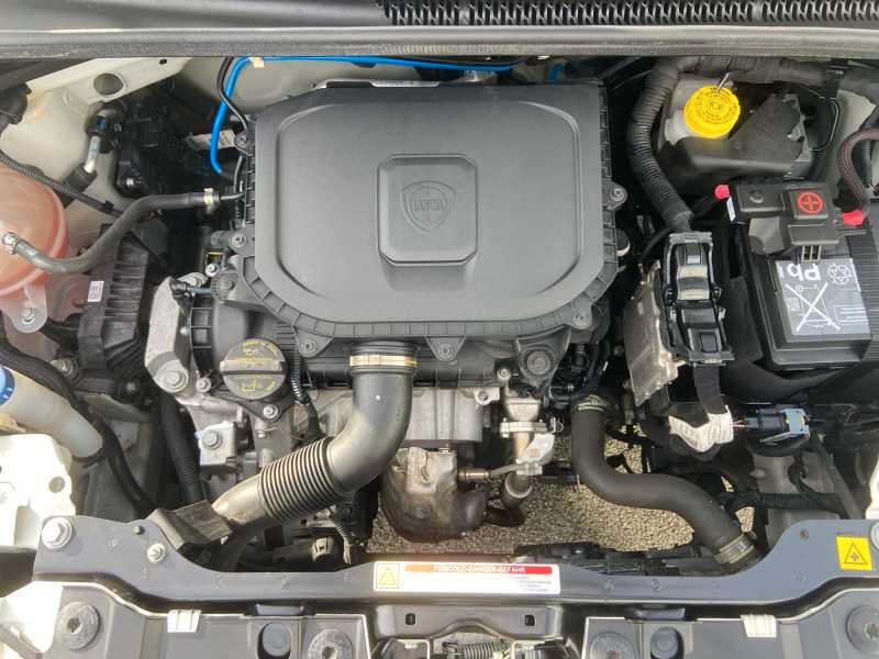 LANCIA Ypsilon 1.0 firefly hybrid Silver 70c