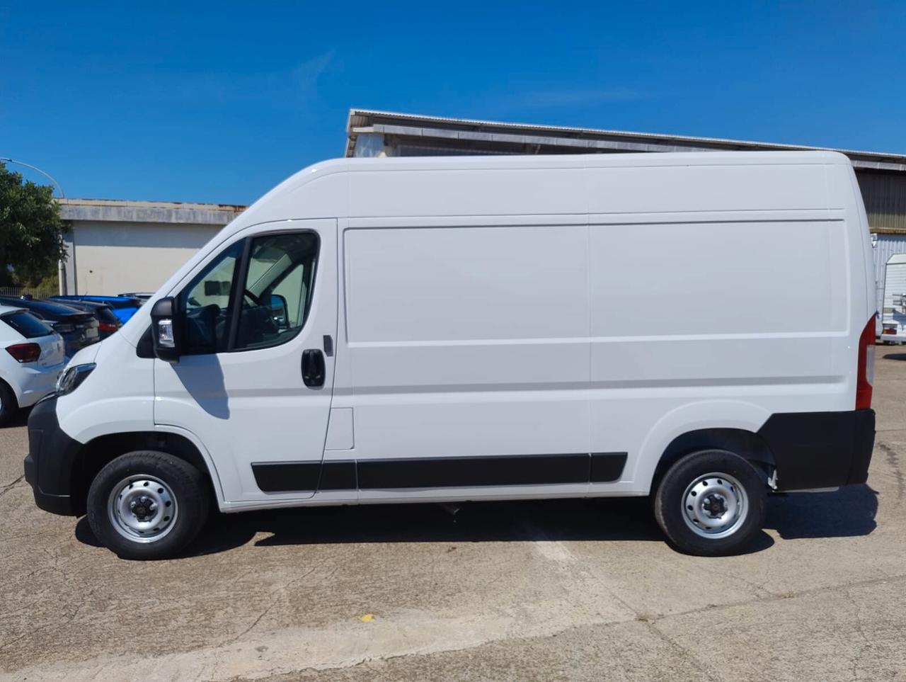 PEUGEOT BOXER L2h2 2.2 BlueHDi 140 CV NUOVO DA IMMATRICOLARE