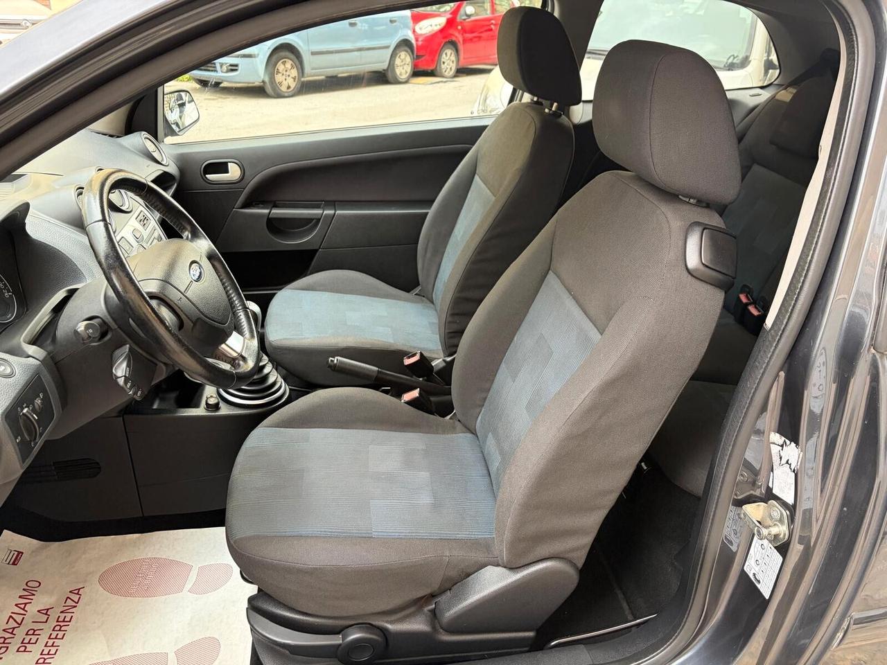 Ford Fiesta 1.4 TDCi Titanium 12 MESI DI GARANZIA.