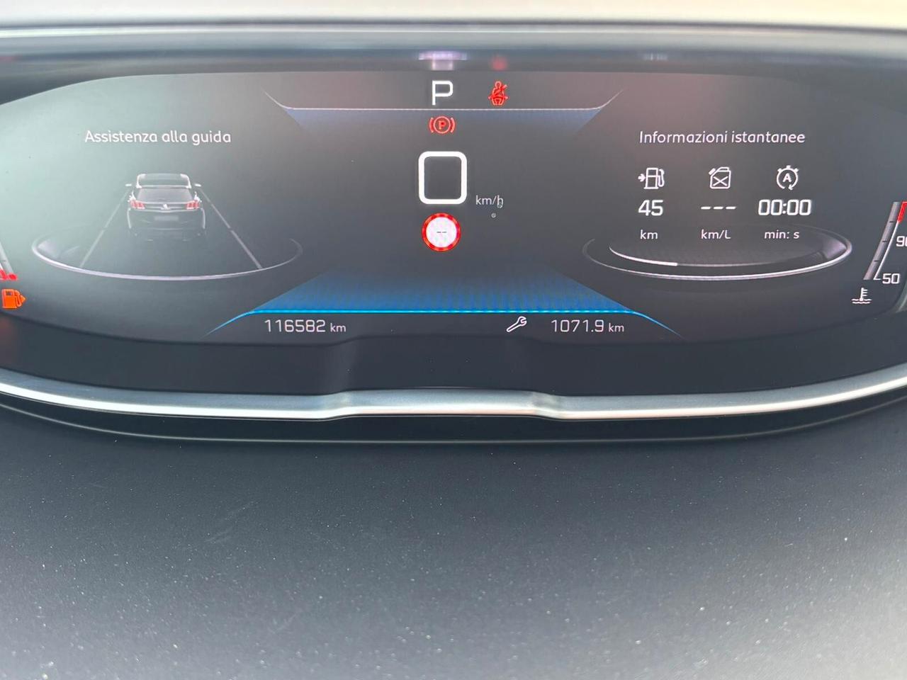 Peugeot 3008 BlueHDi 130 S&S EAT8 Active Pack