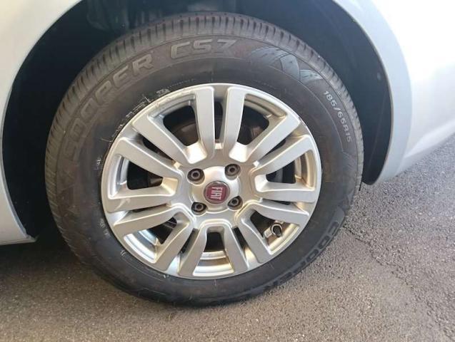 Fiat Punto Punto III 2012 5p 1.2 Lounge E6