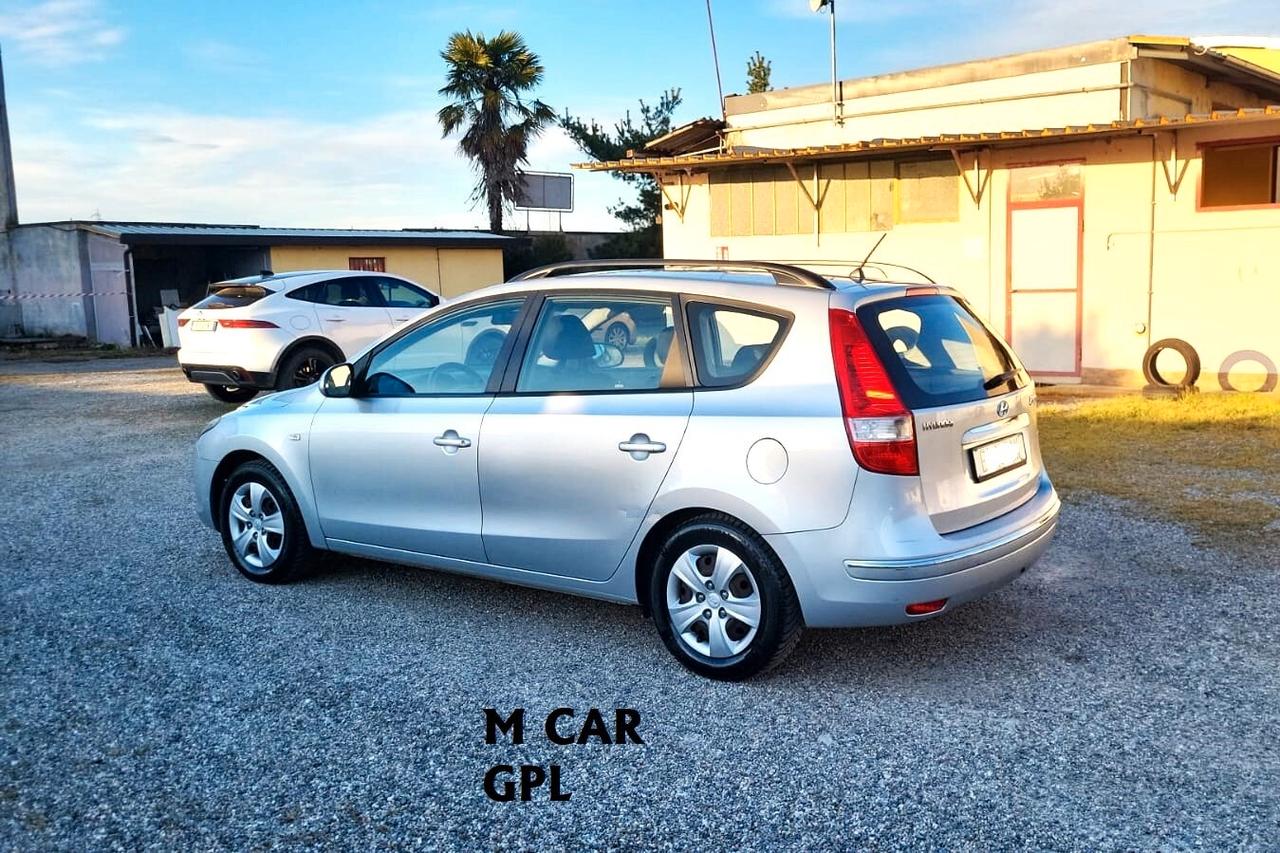 Hyundai i30 CW 1.4 16V 109CV BlueDr. GPL Active