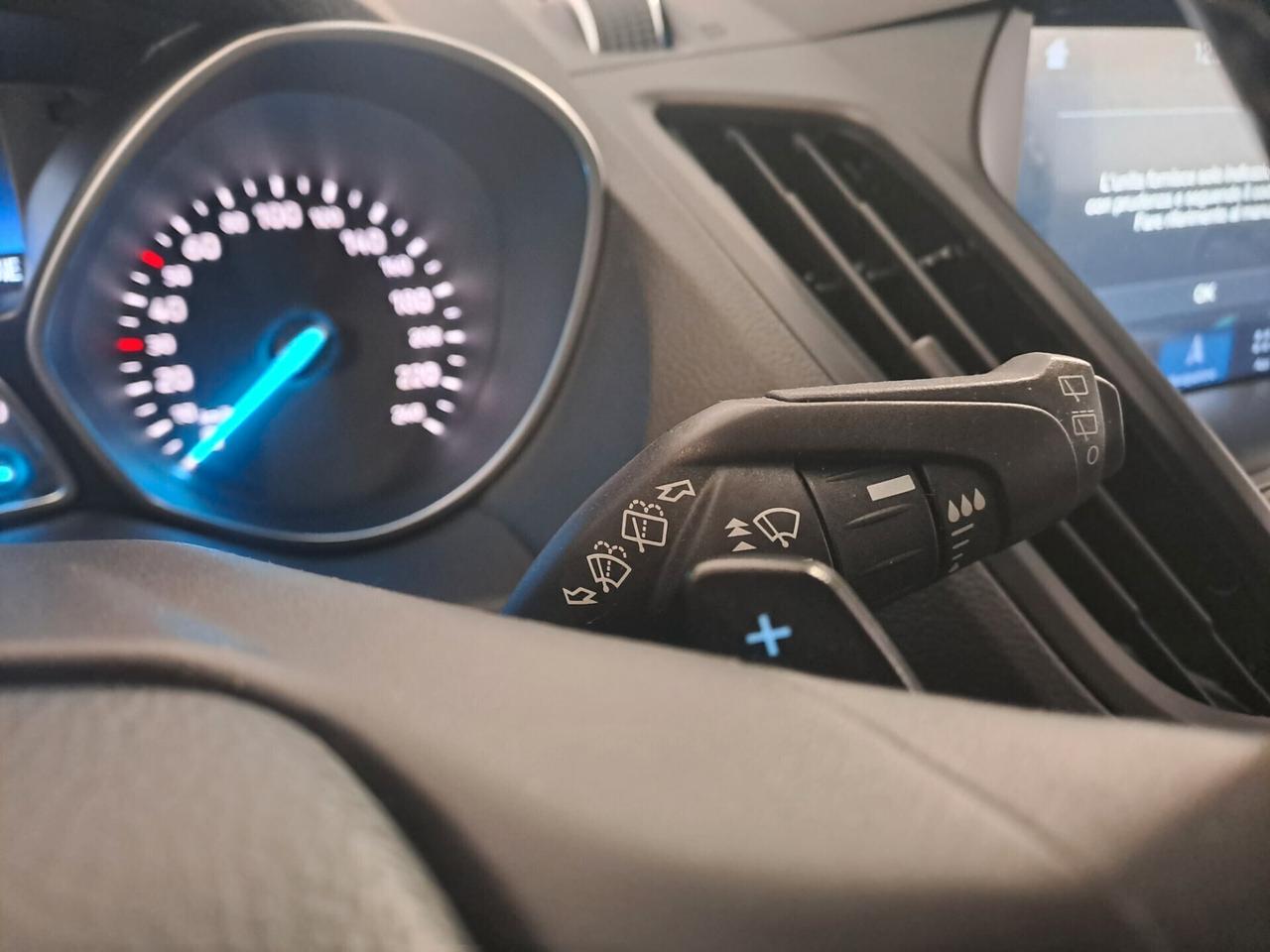 Ford Kuga 1.5 TDCI 120 CV S&S 2WD Titanium