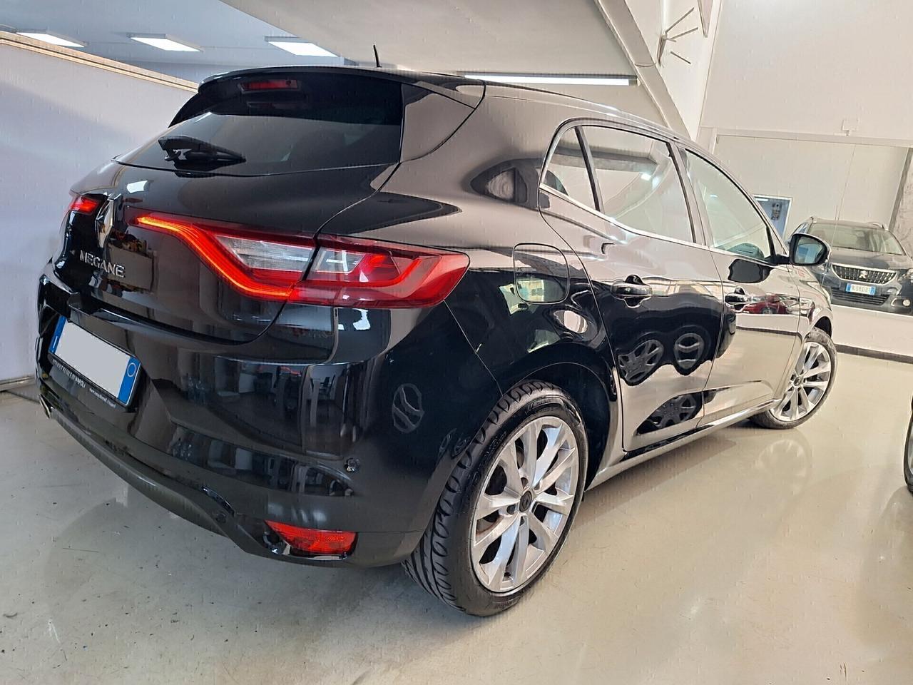 Renault Megane 1.5 dCi 110CV EDC Energy Intens