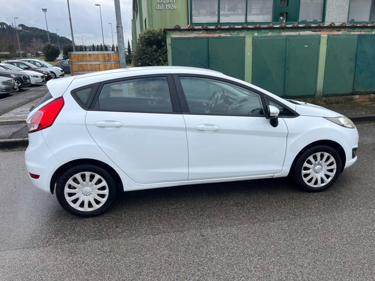 Ford Fiesta 1.5 TDCi 75CV 5 porte Titanium