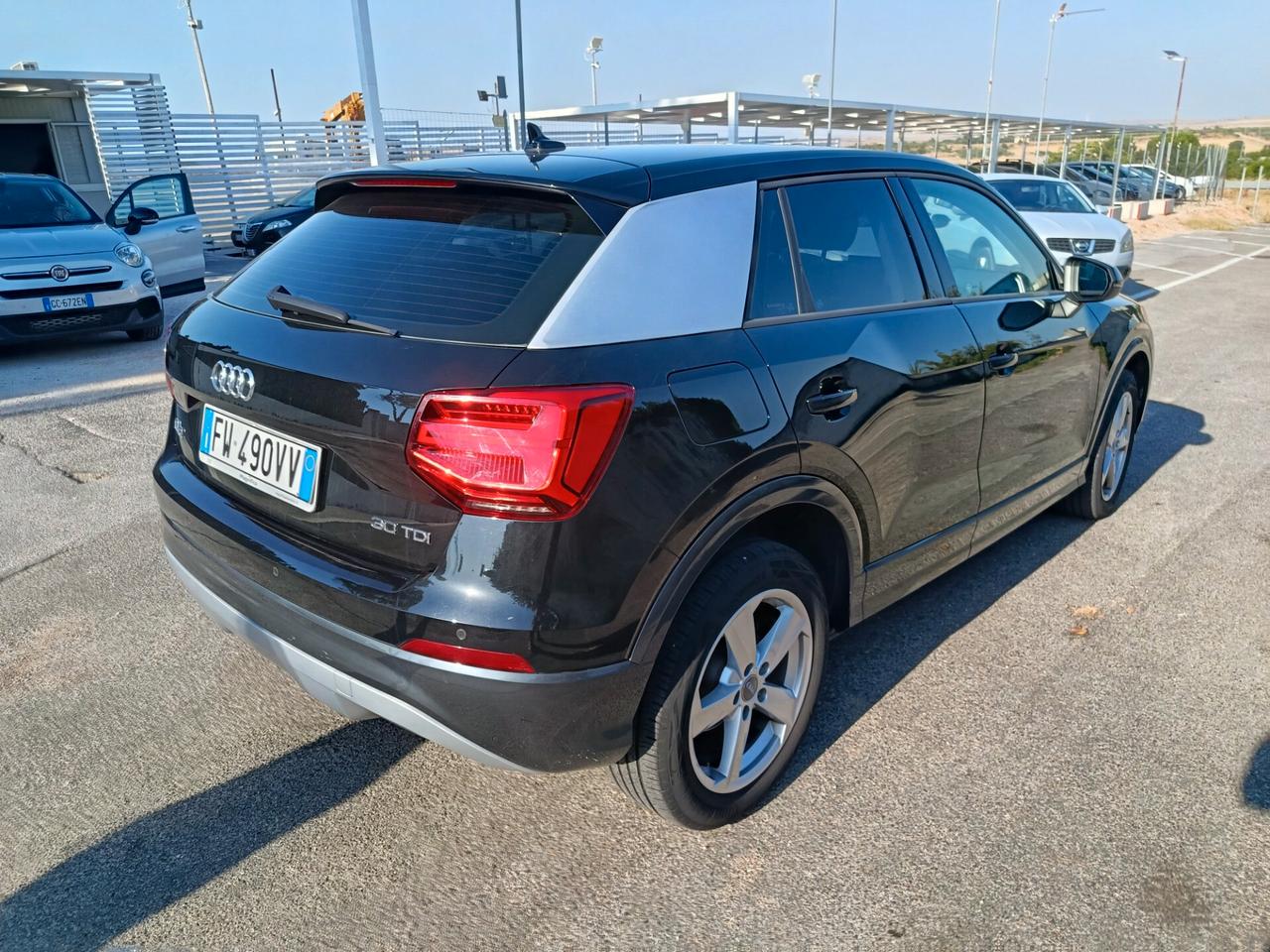 Audi Q2 30 TDI Business Design