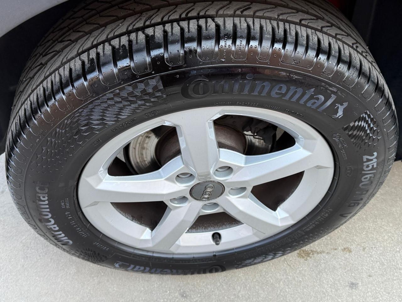 Audi Q2 35 TFSI Identity Black