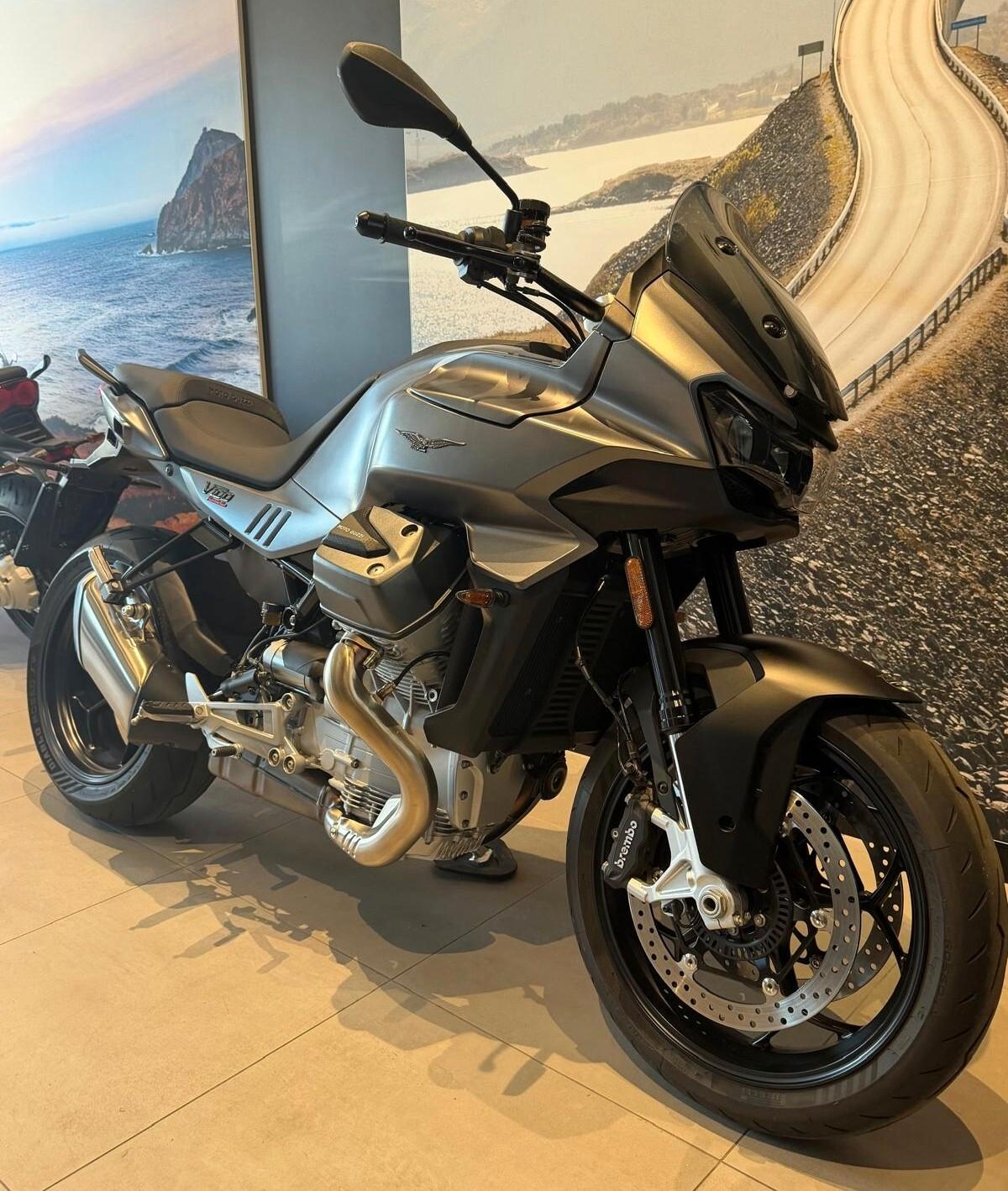 Moto Guzzi V100 E5+ M.Y.'26