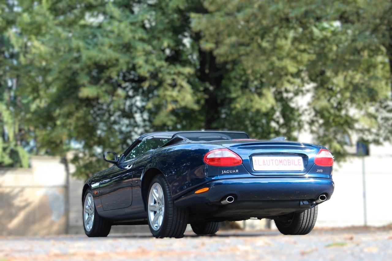 Jaguar XK * Sapphire Blue* Service completo*