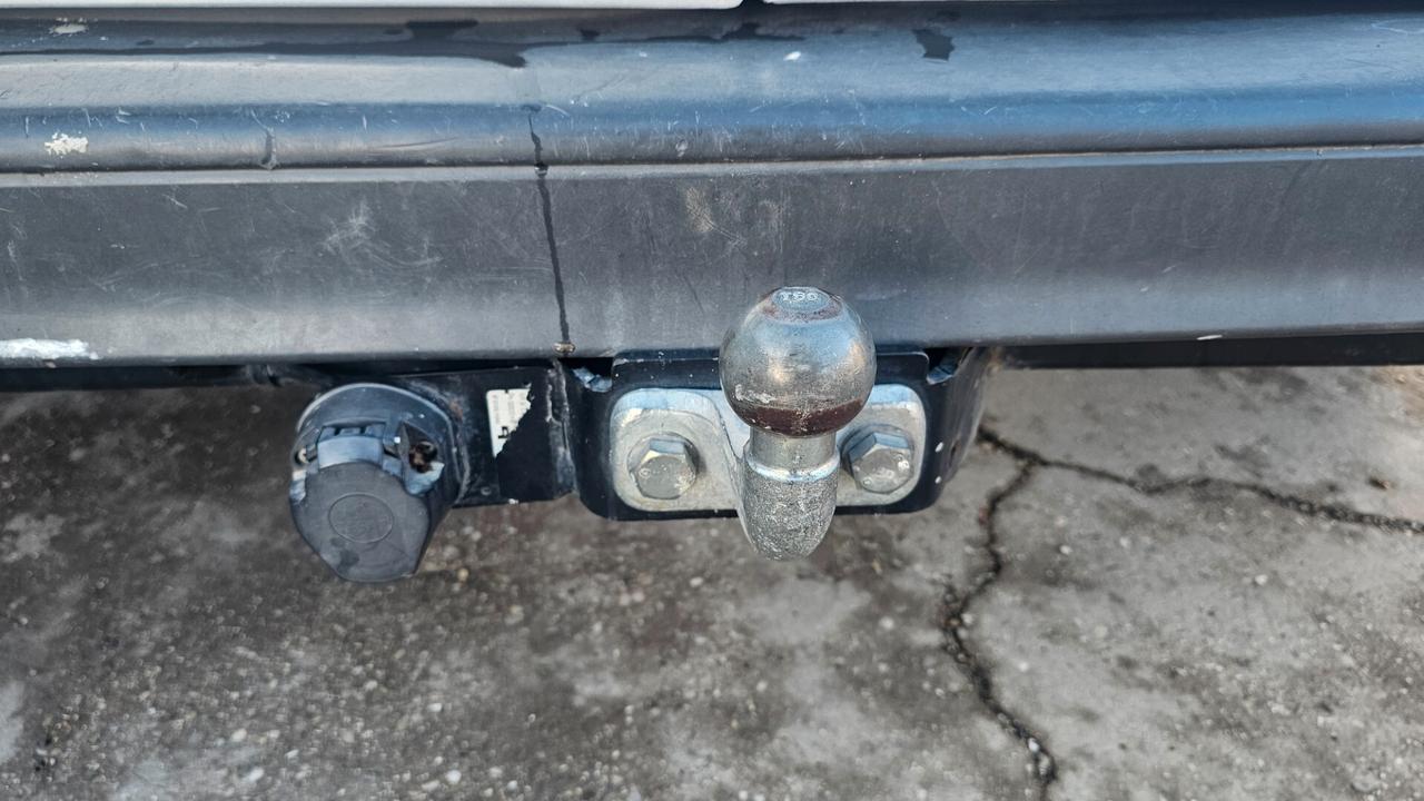 Opel Vivaro 2.0 CDTI 114CV / 6 POSTI/ GANCIO TRAINO