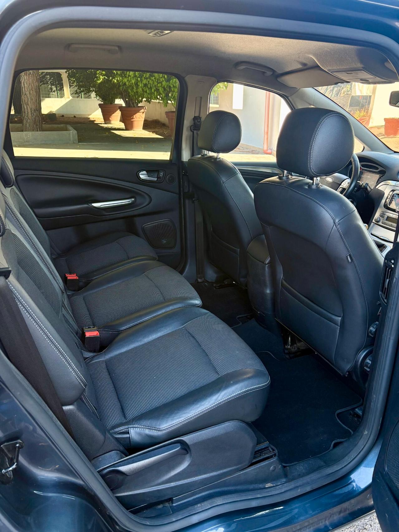 Ford S-Max 2.0 TDCi 140CV Titanium