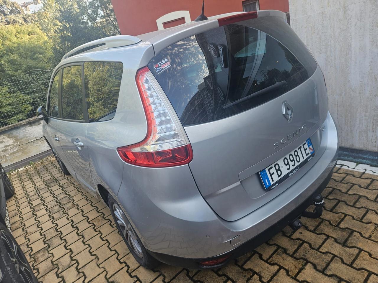 Renault Scénic 1.5 dCi 110CV ganciotraino perfetta e garantita