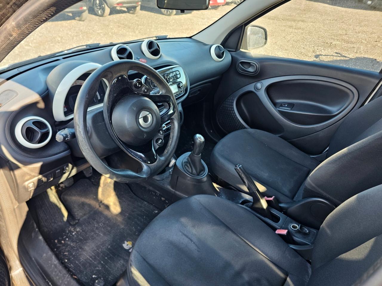 SINISTRATA Smart ForFour 70 1.0 Passion