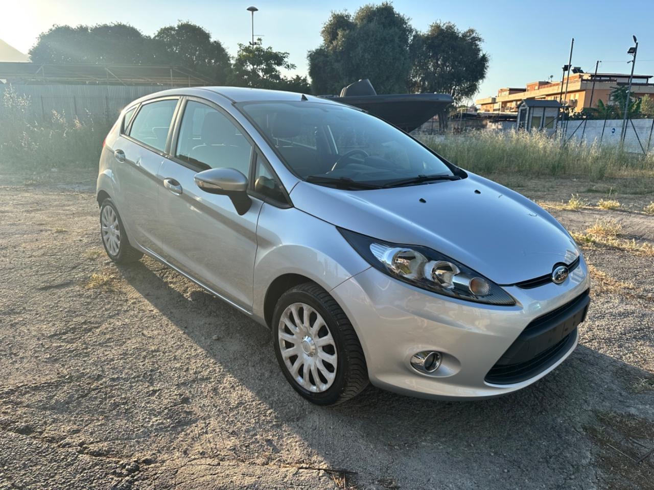 Ford Fiesta 1.4 TDCi 70CV 5 porte Titanium