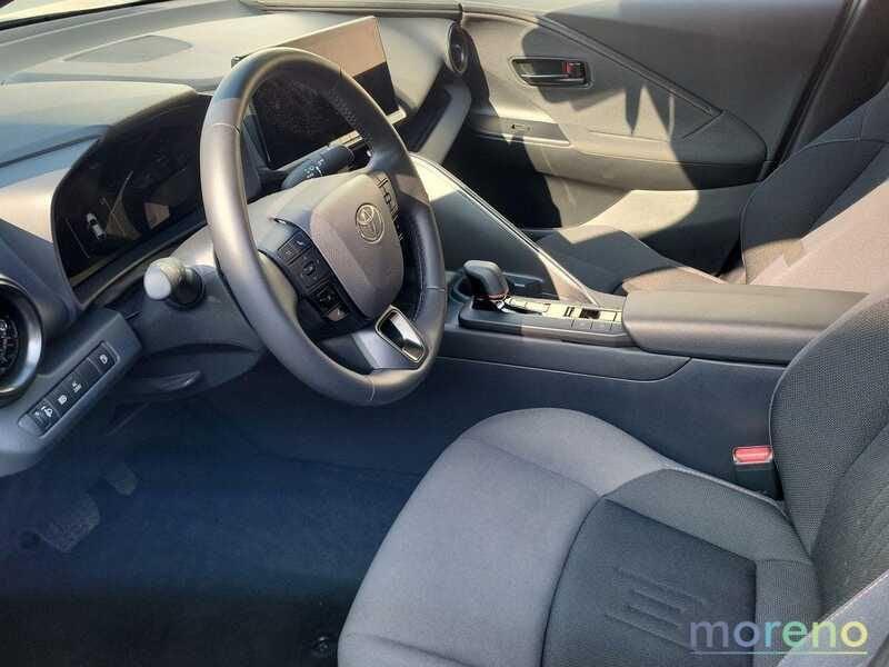 Toyota C-HR 2.0 phev Trend fwd e-cvt