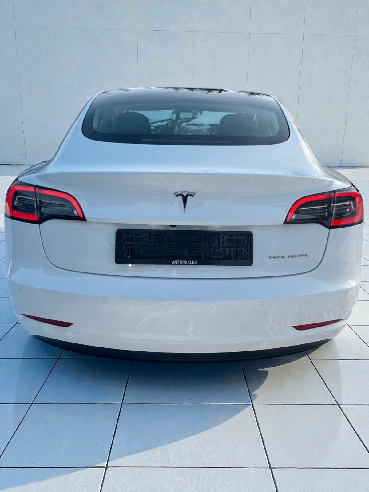 Tesla Model 3 Long Range Dual Motor AWD