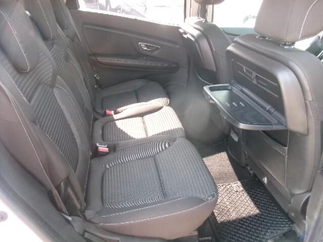 Renault Grand Scenic dCi 8V 110 CV EDC Energy Intens
