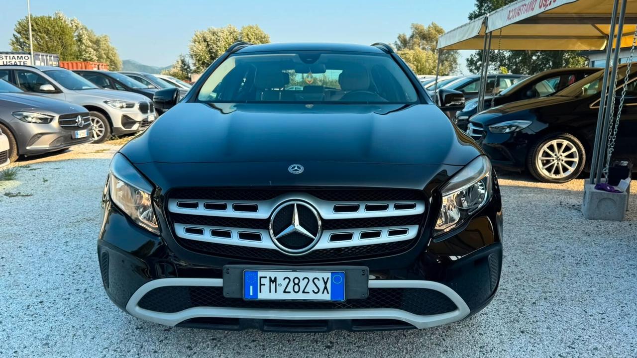 Mercedes-benz GLA 180 Premium