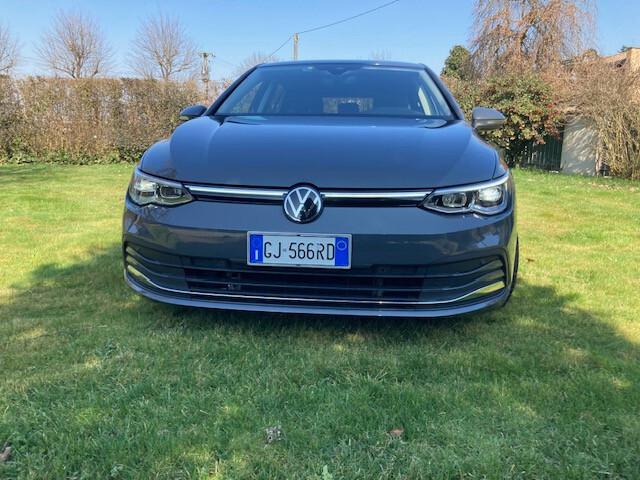 Volkswagen Golf serie 8 motore 2.0 TDI 116 cv cambio DSG allestimento STYLE