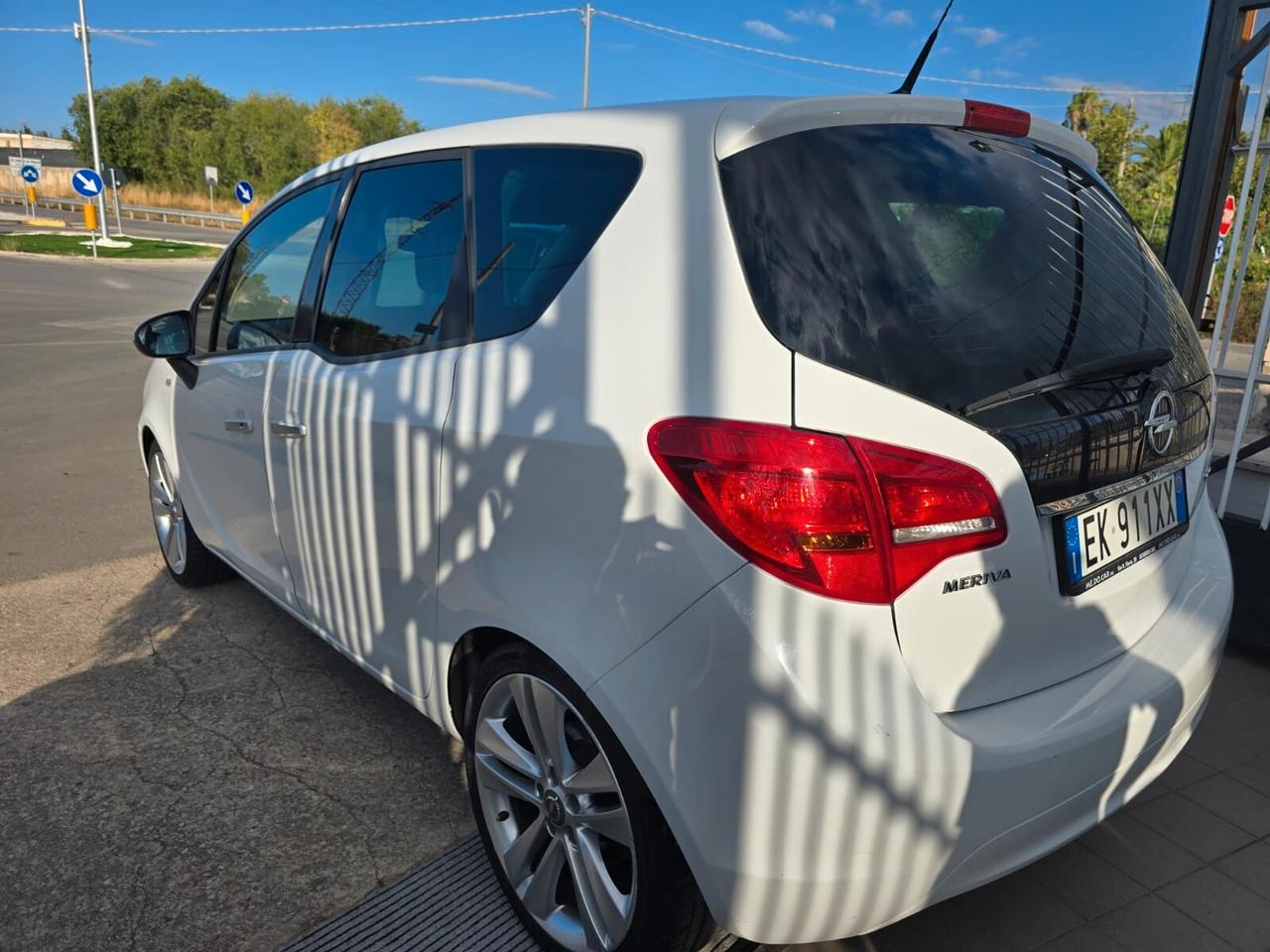 Opel Meriva 1.7 CDTI 110CV b-color Panoramic