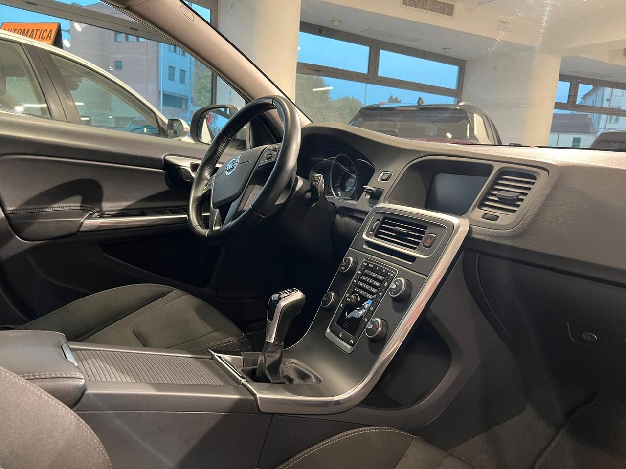 Volvo V60 D2 Momentum