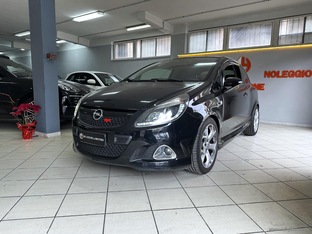 OPEL Corsa 1.6 T 192 CV 3p. OPC