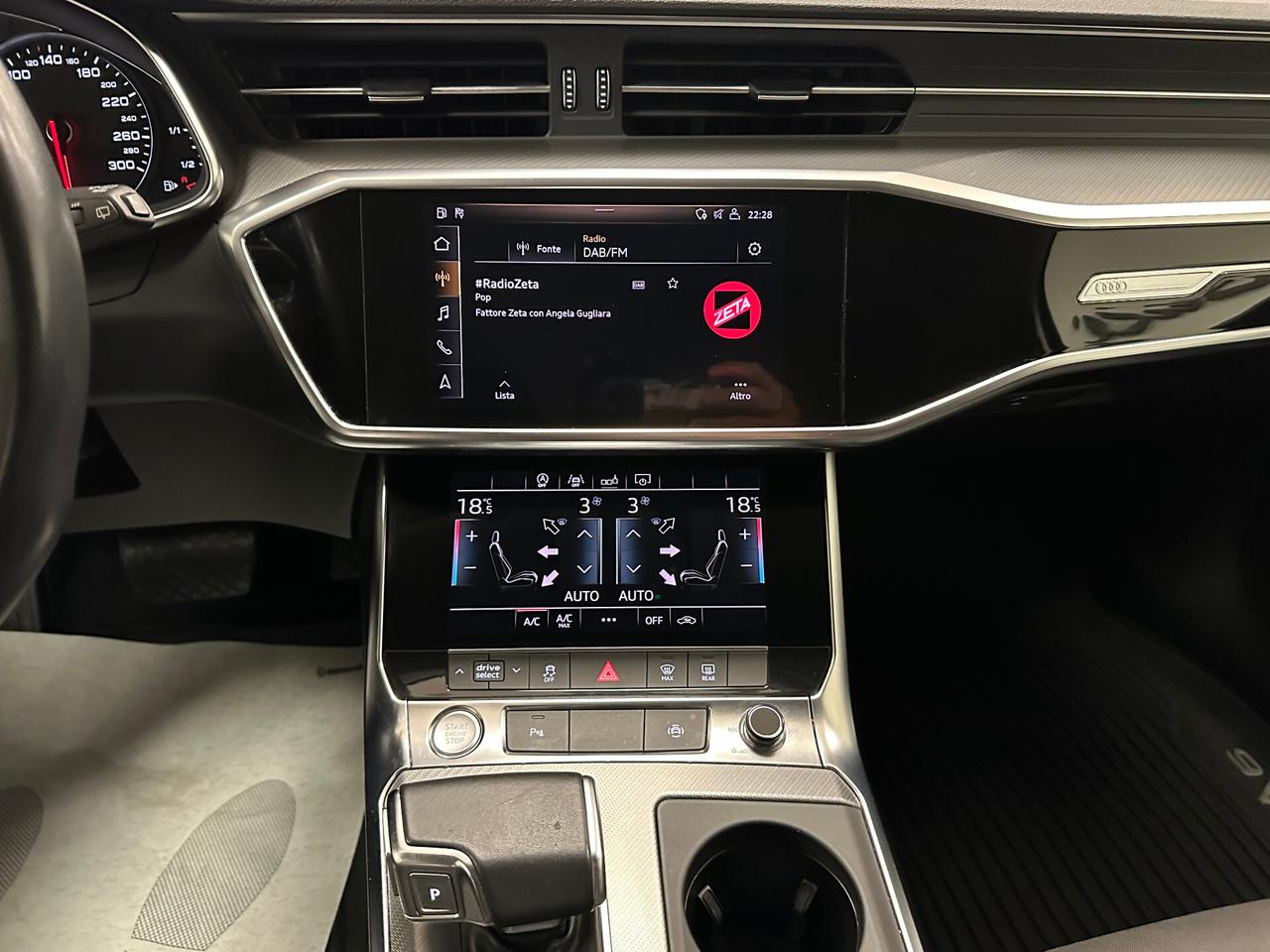 Audi A6 Avant 40 2.0 TDI 204 CV S tronic Business - 2019