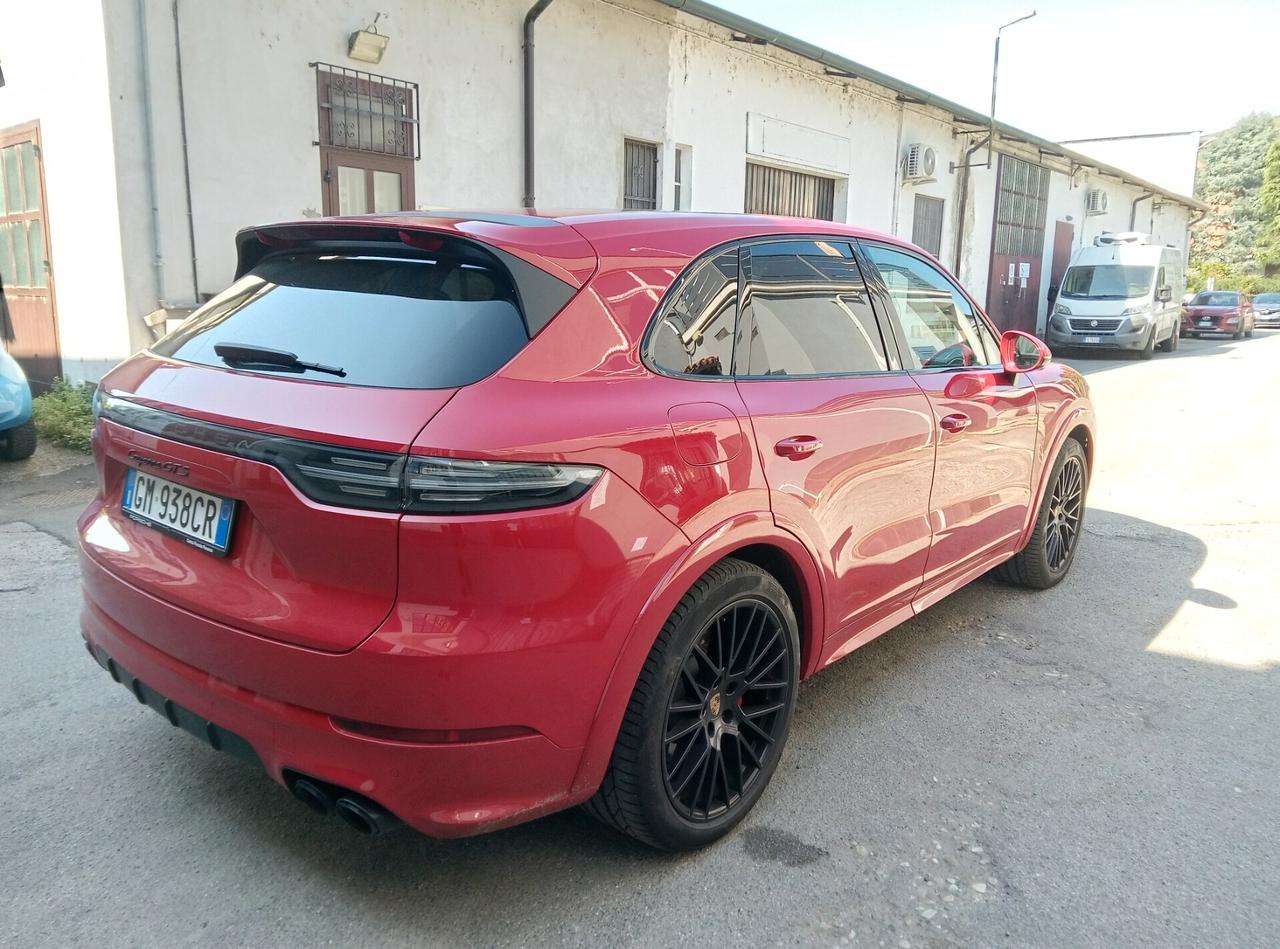 Porsche Cayenne 4.0 GTS