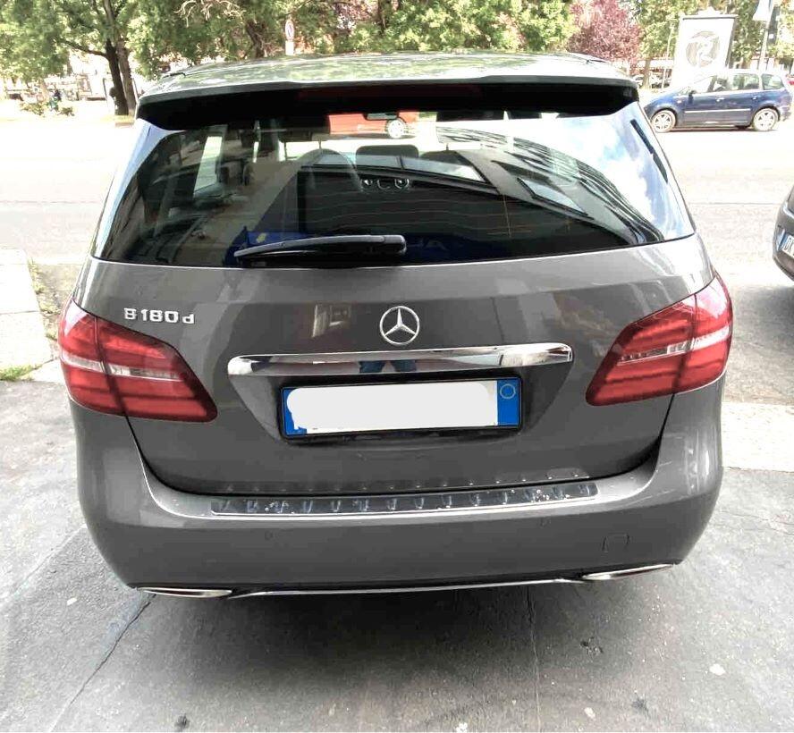 Mercedes-benz B 180 d Automatic Executive NAVY PREZZO REALE