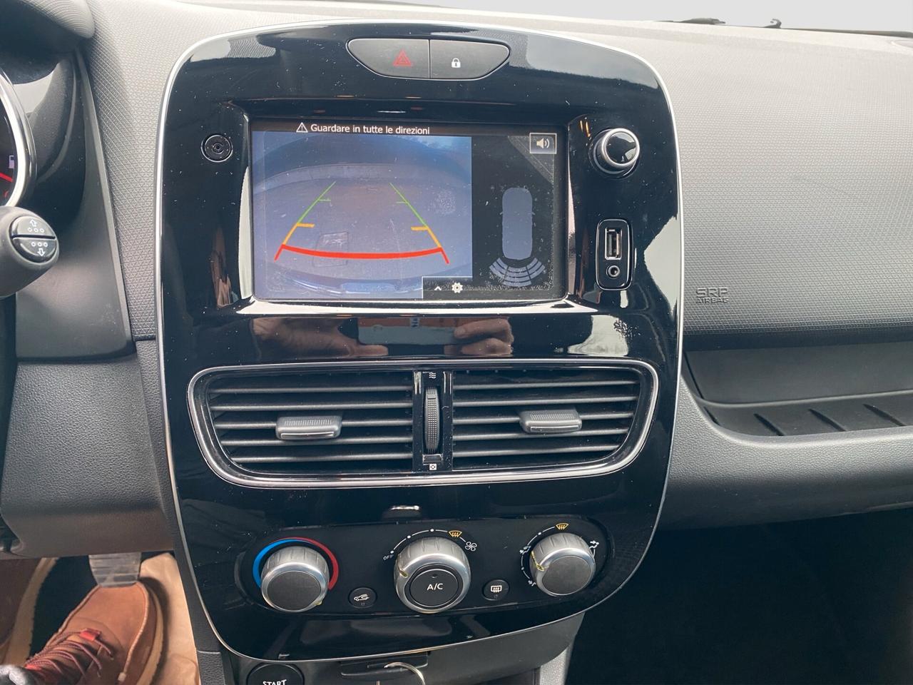 Renault Clio TCe 12V 90 CV GPL 5 porte Moschino Life