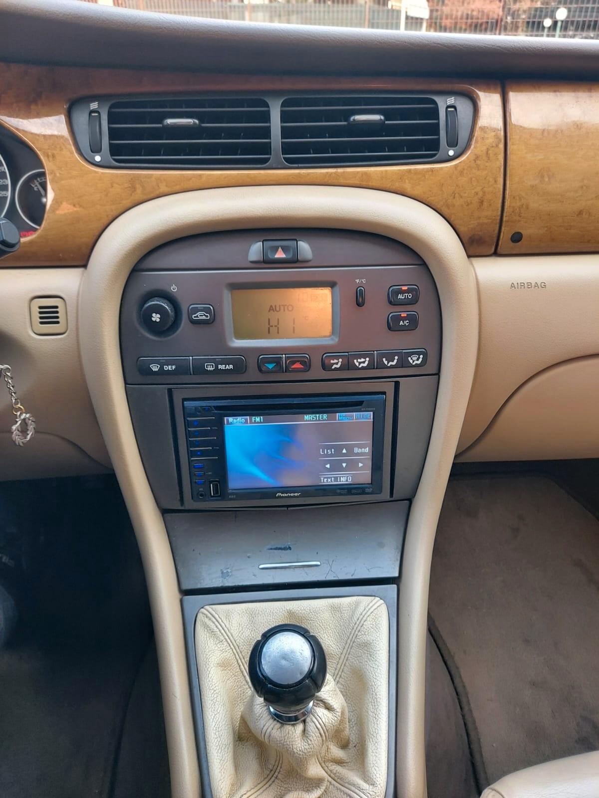 Jaguar X-Type 2.0D cat Executive 2004