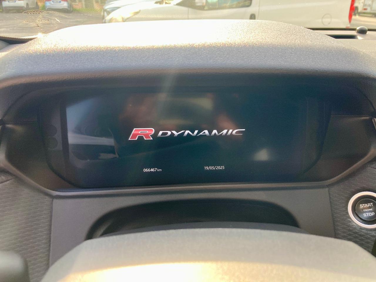 Land Rover Range Rover Velar D 240 R-Dynamic SE