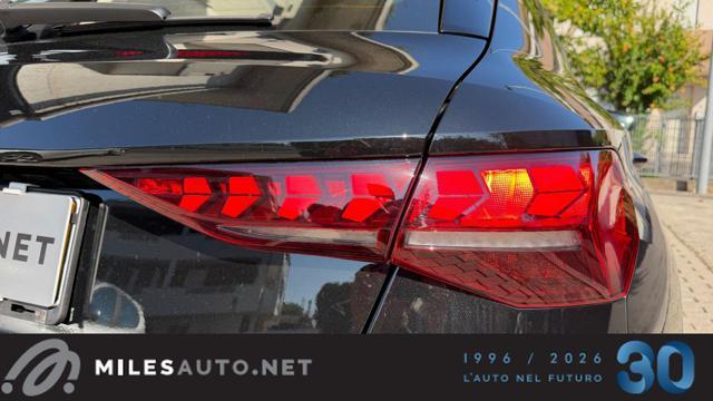 AUDI A3 40 TFSIe plug-in 140 km autonomia SONOS ACC